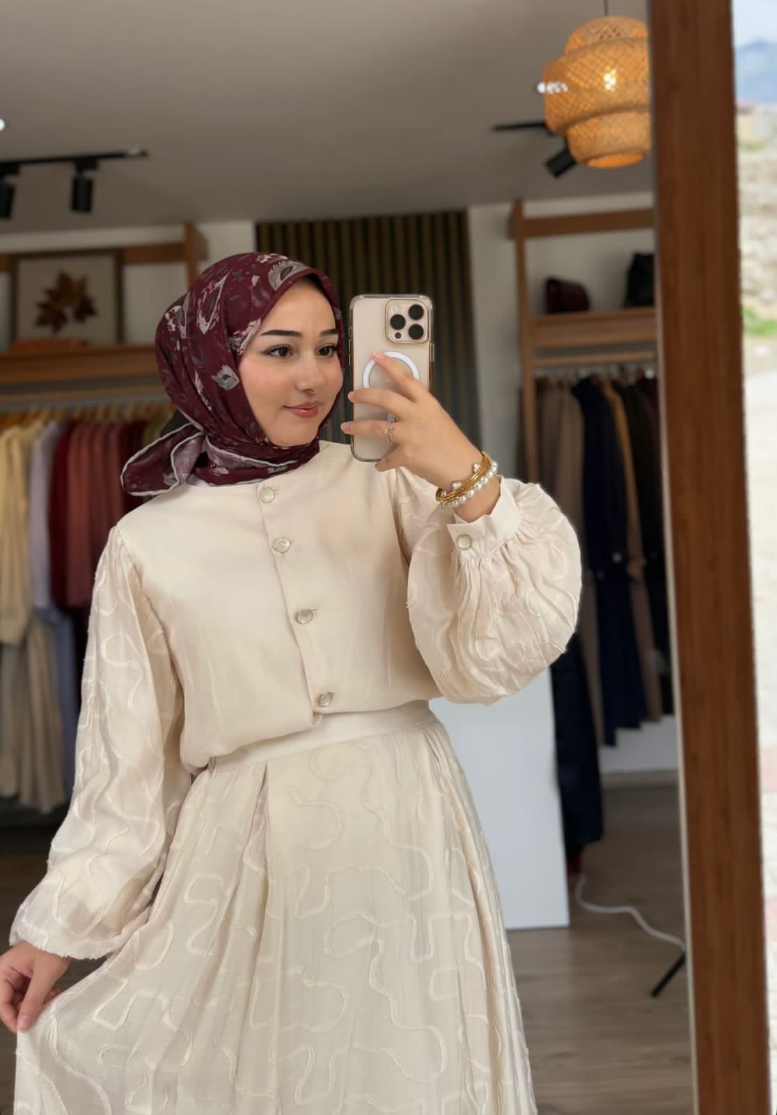Turgutlu Zevkli Partner Escort Bayan Cemre